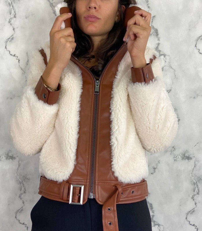 CAZADORA GUESS