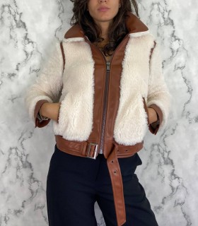 CAZADORA GUESS
