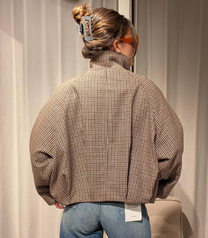 CAZADORA BELLEROSE
