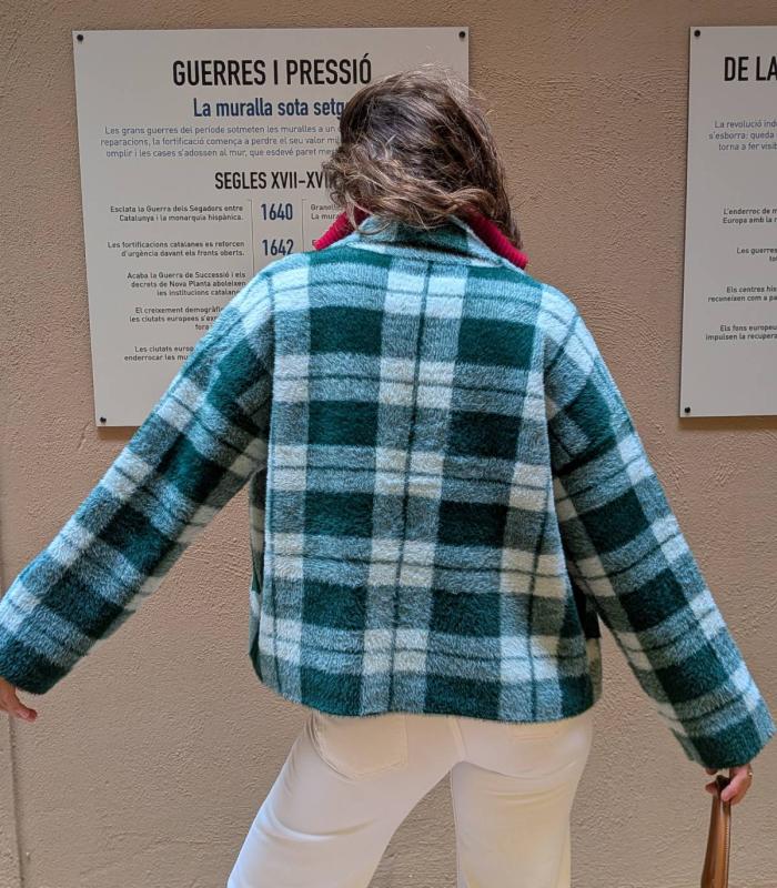CHAQUETA ESSENTIEL